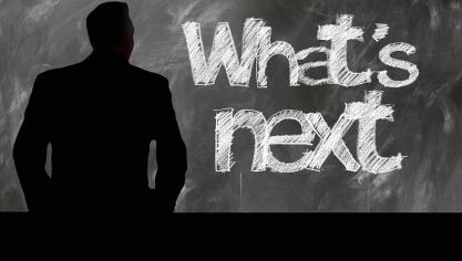 businessman-2556923_960_720