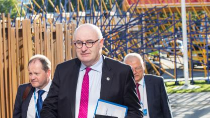 Hogan wijst op beweeglijkheid prijzen.