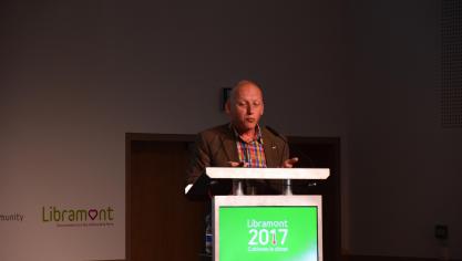 “De veehouderij in het algemeen is verantwoordelijk voor maar 6,5  % van de wereld- wijde uitstoot”, stelt professor Rollin.