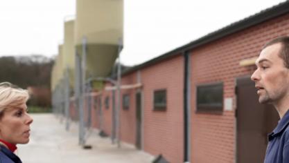 Varkenshouder Bart Vergote kreeg veel steunbetuigingen voor zijn deelname aan ‘Cathérine.’ Onder #iksteunboerbart nemen ook mensen het online voor hem op.