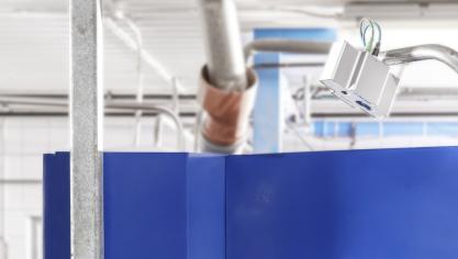 De camera maakt een video van elke koe die de robot verlaat en berekent de conditie- score op basis van een 3D-beeld.