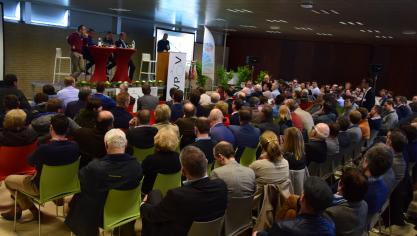 Agro Expo en VPOV bereikten meer dan 100 aanwezigen, waaronder zo’n 70 varkenshouders, met hun varkensseminarie.