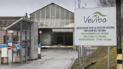 Waalse landbouwers protesteren tegen de slechte werking van de vleesketen. Aanleiding zijn de vermeende misstanden bij Verbist.
