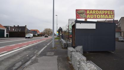 Een automaat langs de openbare weg vereist soms vergunningen.