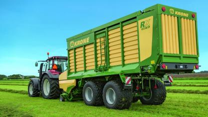 De vernieuwde snijrotor zorgt voor een verbeterde snijkwaliteit bij de ZX opraap- en doseerwagen van Krone.