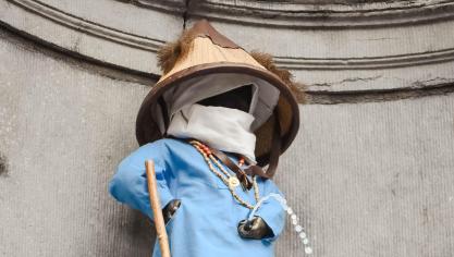 Op 1 juni, Wereldmelkdag, plast Manneken Pis melk.