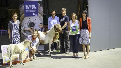 Boeren met Klasse in de lift1806260626_sgentens_27