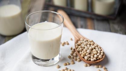 De populariteit van sojamelk neemt toe.