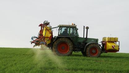 Een grote groep Ngo’s vinden dat gewasbeschermingsmiddelen nu te gemakkelijk worden toegelaten in de EU.