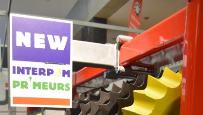 Voor de grondbewerking stond bij Güttler de Simplex prismawals SX 30-45 te blinken.