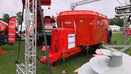 De elektrische voermengwagen werd op de Agrotechniek Holland-beurs voor het eerst  gepresenteerd.