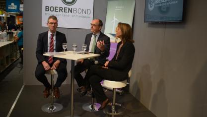 Relaes (ILVO, links), Vanderstichele (Fevia) en De Becker (Boerenbond, rechts) waren het eens: innovatie is anno 2019 voor elke ondernemer maar ook voor de keten als geheel van het grootste belang.