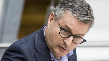 Van den Heuvel heeft bij eurocommissaris Hogan aangedrongen om in te grijpen.