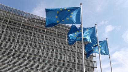 De EU-lidstaten geven de Europese Commissie toestemming om met de Verenigde Staten onderhandelingen te starten over een beperkt vrijhandelsakkoord.