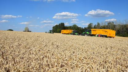 Het is dus principieel verboden voor elke jongere werknemer, om een machine die ontworpen werd voor de landbouw en waarmee landbouwactiviteiten worden uitgevoerd, te hanteren, te bedienen en te gebruiken.