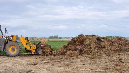 Landbouwers mogen wel nog meststoffen van type 1 rond de stam van fruitbomen aanbrengen na 1 november, als ze dat op voorhand melden via het Mestbankloket.