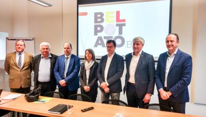 Landbouworganisaties en aardappelverwerkers ondertekenden eerder deze week de oprichtingsakte voor brancheorganisatie ‘Belpotato.be’.