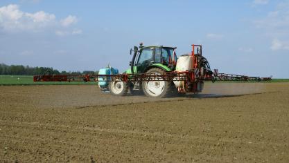 De dienst keuring spuittoestellen stopt voorlopig zijn activiteiten.