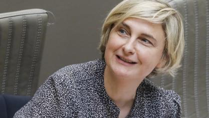 Vlaams minister van Werk en Landbouw Hilde Crevits: “Met de nieuwe sitehelpdeoogst.be willen we de vele jobs in de land- en tuinbouw helpen invullen.