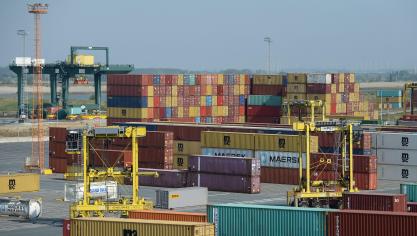 Antwerpen heeft de tweede grootste haven van Europa.
