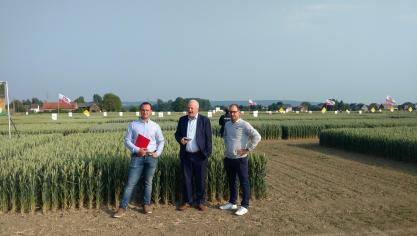 V.l.n.r. Sander Van Kerkhove, Marc Ballekens en Thomas Truyen. Zij gaven ons toelichting bij de heroriëntering van de activiteiten en het rassenaanbod.