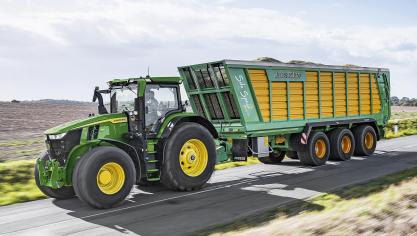 De 7R 350 is het nieuwe topmodel in de 7R-reeks.