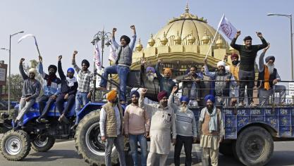 Een groot aantal boeren kamperen sinds eind november aan de grenzen van Delhi.