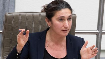 Vlaams minister Zuhal Demir wil ‘Nederlandse’ toestanden voorkomen.