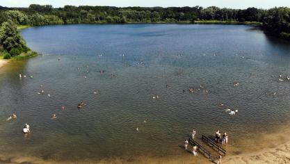 De helft van die middelen gaat naar natte natuur. Van de 244.000 hectare natte natuur die er rond de jaren 1950 nog was, blijft nu maar 68.000 hectare meer over, bovendien van wisselende kwaliteit, zegt Demir.