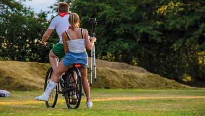 Sommige KLJ-afdelingen gaan ook op kamp bij een boer.