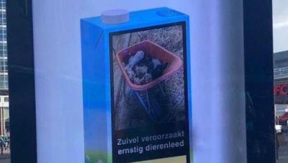 In heel wat Nederlandse steden waren billboards te vinden met de antizuivelcampagne.