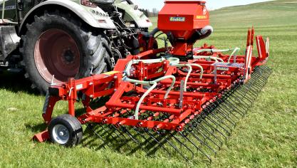 Packo Agri verdeelt machines van het Oostenrijkse Einböck op onze markt.