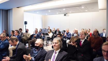 Experten uit de paardenindustrie op de jaarlijkse conferentie van EHS en MEP Horse Group.