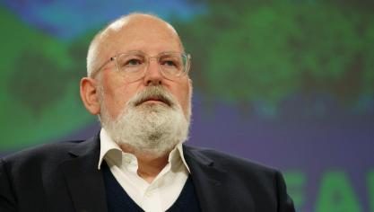 Frans Timmermans is besmet met het coronavirus en kon daarom zijn eredoctoraat aan de UGent niet ophalen.