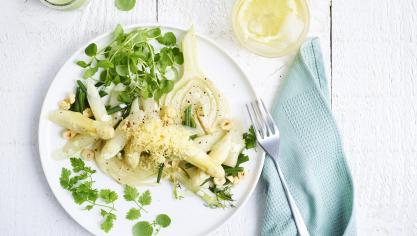 Groentesalade van asperges met groene karnemelkdressing_(2)