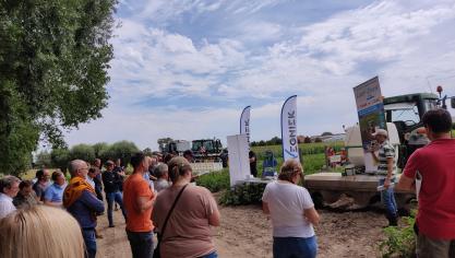 De demonamiddag rond loofdoden was een succes. Mensen toonden vooral interesse  in de nieuwere technieken.