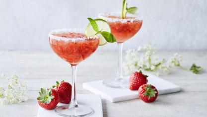 Frozen daiquiri met aardbei en basilicum (2)