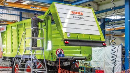 Waar Claas stopt, gaat Fliegl verder met de productie van de Cargos-wagens.