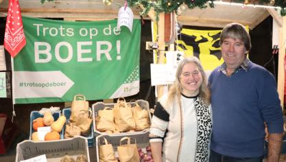 Carla en Theo Potjes: “Onze boerderijwinkel zorgt er toch wel voor dat wij makkelijker kunnen overleven als kleiner akkerbouwbedrijf.”