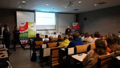 Filmmateriaal en een demopakket met beschermmateriaal moeten sensibiliseren over de stille gevaren op het landbouwbedrijf.