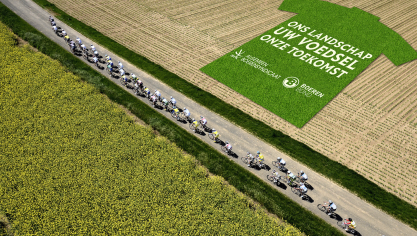 Op zondag 26 maart wordt de actie op gang getrapt met een koerstrui van 20 op 20 m die langs het parcours van Gent-Wevelgem zal liggen.