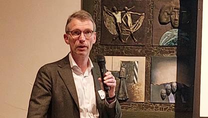 “Er bestaat geen formule of politiek die de boer een eerlijke prijs garandeert. Europa heeft dat geprobeerd met zowel een protectionistisch als een geliberaliseerde beleid en beide systemen werken niet”, stelt Joris Relaes.