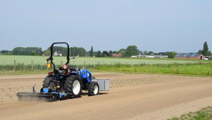 Autonoom werkende tractoren zijn een hulpmiddel voor de boer.