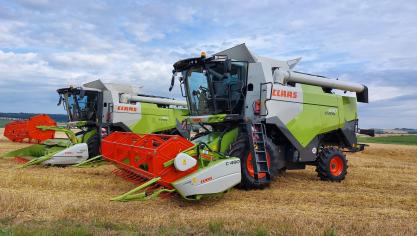 De Evion-reeks biedt aan de onderzijde van het Claas-maaidorsergamma 3 nieuwe (instap-) modellen.