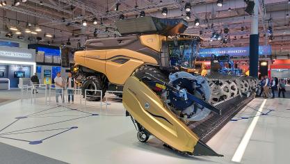 De nieuwe CR11-maaidorser van New Holland won op Agritechnica een gouden medaille.