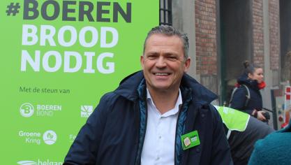 “Indien de meerderheid tegen beter weten inhet voorstel van decreet in het Vlaams Parlement goedkeurt, zien we geen andere uitweg meer dannaar het Grondwettelijk Hof te stappen”, besluit Lode Ceyssens, voorzitter van Boerenbond.