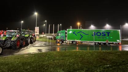 Boeren blokkeren sinds dinsdagavond 12 maart de uitgang van de luchthaven in Luik.