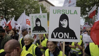 Poolse landbouwers in gele hesjes demonstreerden tegen de Green Deal.