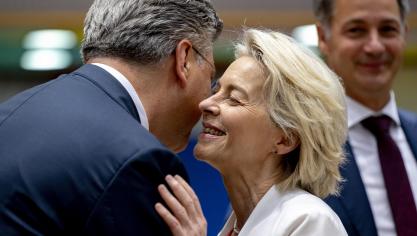 Ursula Von Der Leyen zal hoogstwaarschijnlijk zichzelf opvolgen als voorzitter van de Europese Commissie. Enkele hordes liggen nog wel tussen haar en het ambt.