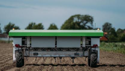 Homburg nam de Zweedse bouwer van de Ecobot- landbouwrobot over.